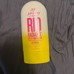 Sol De Janiero Rio Radiance SPF 30 lotion